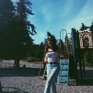 Meet your Posher, Alicia